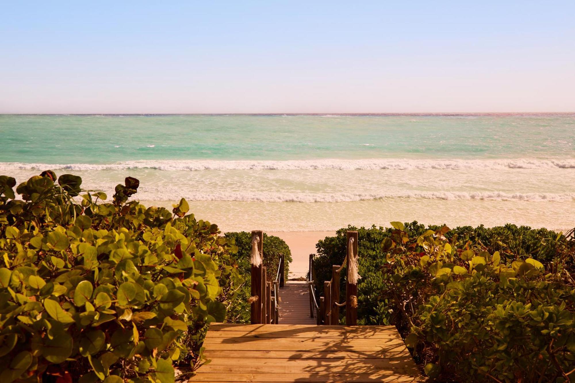 Coral Sands Inn & Cottages Dunmore Town Ngoại thất bức ảnh
